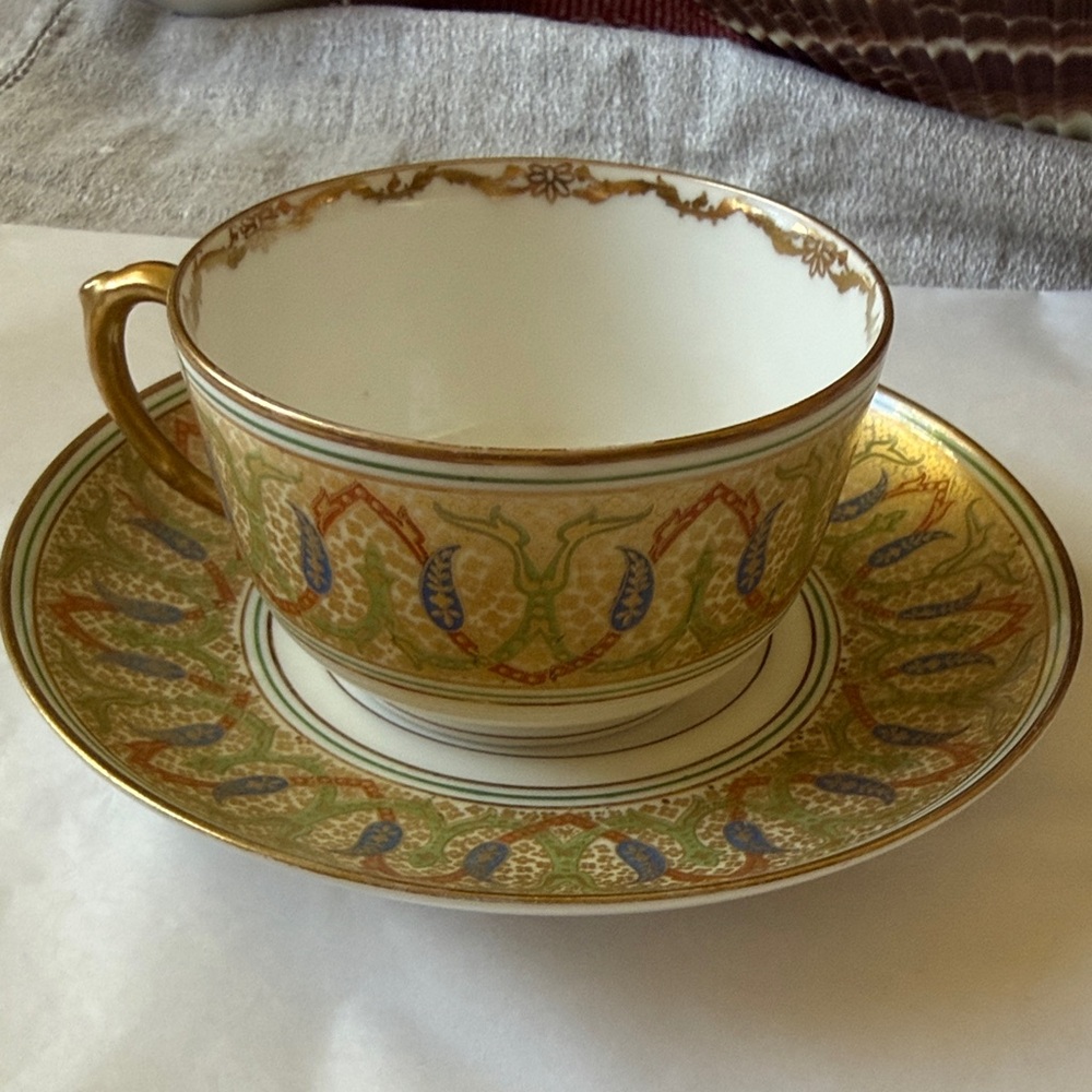 D&C France Limoges Bernardaud & co porcelain tea cup & saucer set Antique